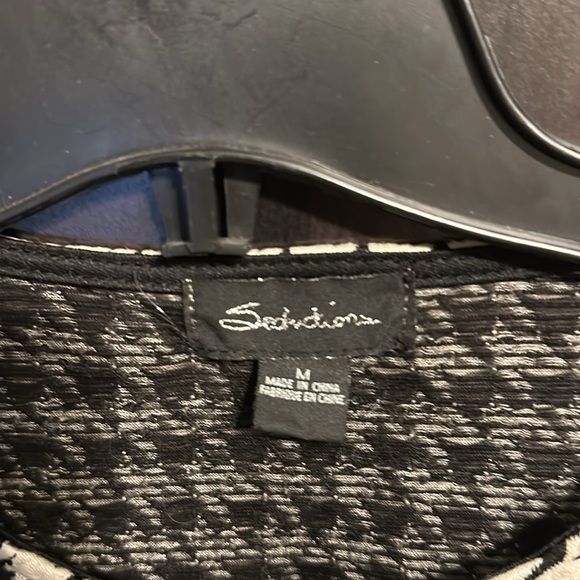 Seduction zipper up long sleeve top, size M, black and white. - Picture 2 of 3